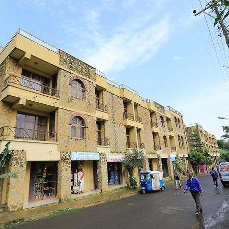 Taye Belay Hotel Gonder Esterno foto